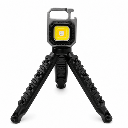 Мултифункционална LED лампа BlackAirsoft LUMEX с карабинер и магнит